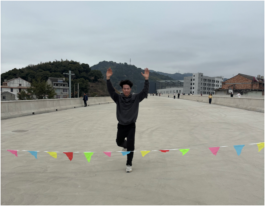 1739776895918757.png image.png